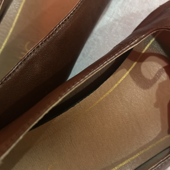 Vionic ’Delilah’ Styled Women’s Mocha Brown Colored Flats w/ Slim Strap Size 9.5 - Picture 11 of 11